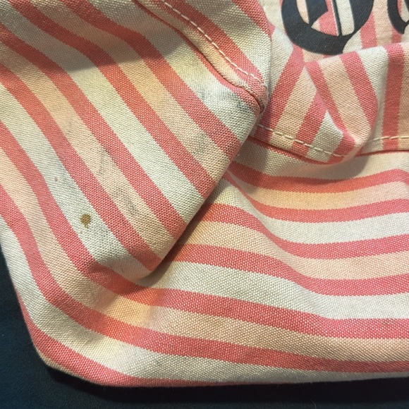 Juicy Couture Canvas Tote with makeup bag - Picture 10 of 17
